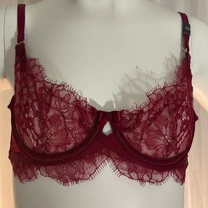Victoria Secret Very Sexy Demi Sz 32B NWT